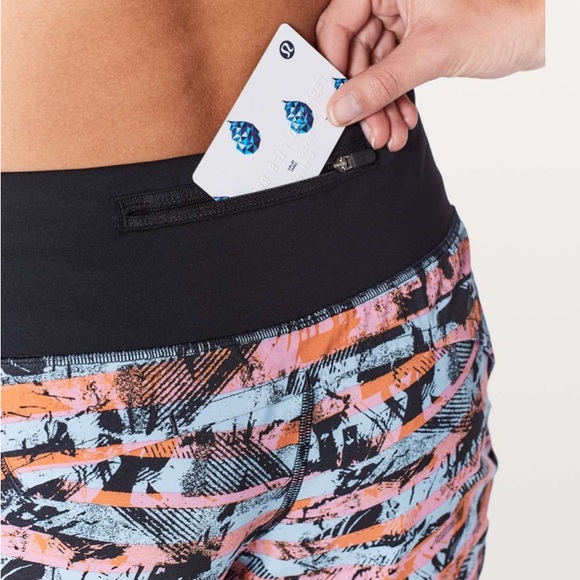 Lululemon Run Times Short II 4", size 2 - Picture 10 of 10